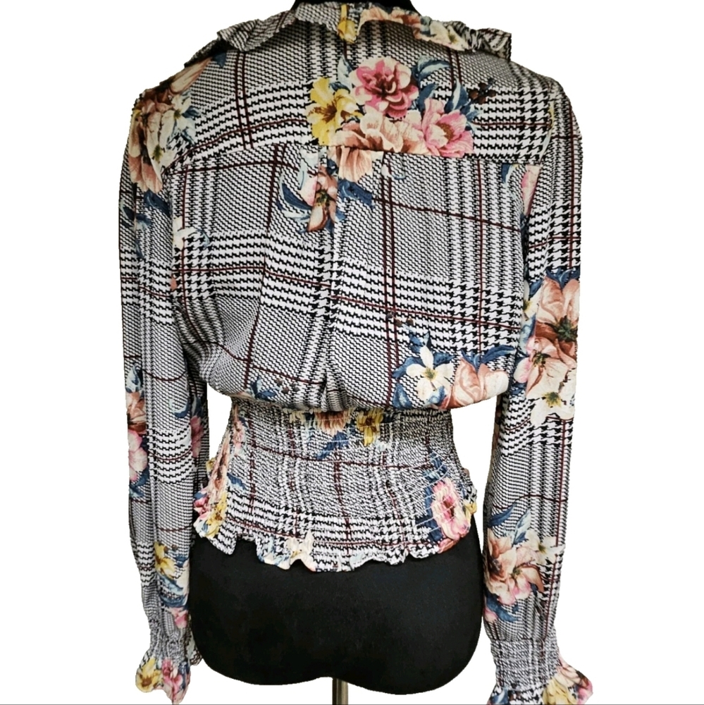 Floral Plaid Blouse-Size Medium - Picture 8 of 16